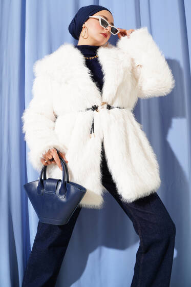 Geniş Yaka Kürklü Mont Ekru - Mont