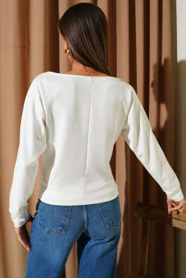 Geniş Yaka Loyşa Bluz Ekru - Kadın Giyim Modelleri