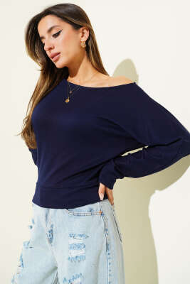 Geniş Yaka Loyşa Bluz Lacivert - CALİENTE