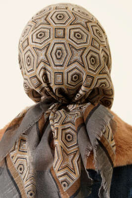 Geometri Desen Flamu Cotton Eşarp Füme - Günün Seçilenleri