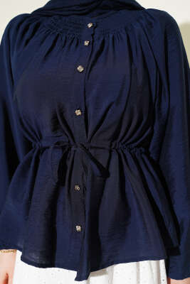 Gipe Yakalı Bel İpli Bluz Lacivert - Bluz
