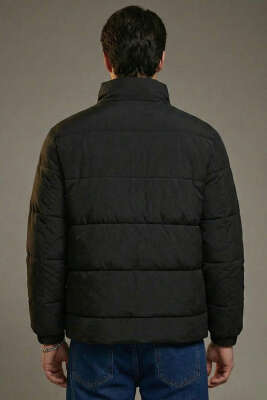 Gizlenebilir Kapüşonlu Şişme Erkek Mont Siyah - Erkek Mont