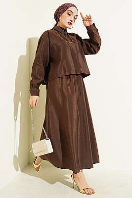 Gizli Düğmeli Bluzlu Etekli İkili Takım Kahve - VAV TEKSTİL