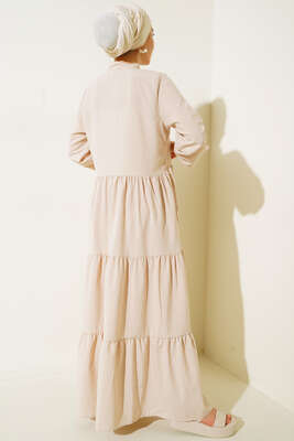 Gizli Düğmeli Kat Kat Düğmeli Elbise Bej - Tesettür Elbise