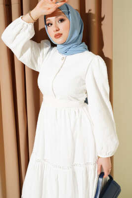 Gizli Düğmeli Kuşaklı Elbise Beyaz - Elbise