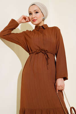 Gizli Yarım Düğmeli Elbise Kahve - Tesettür Elbise