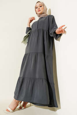 Gizli Yarım Düğmeli Kat Kat Elbise Füme