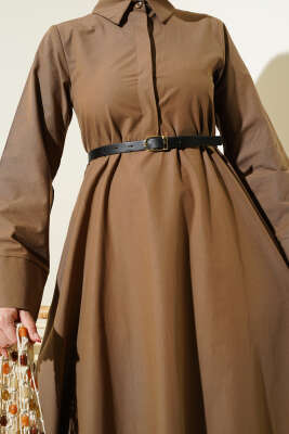 Gizli Yarım Düğmeli Kemerli Poplin Elbise Kahve - Tesettür Elbise