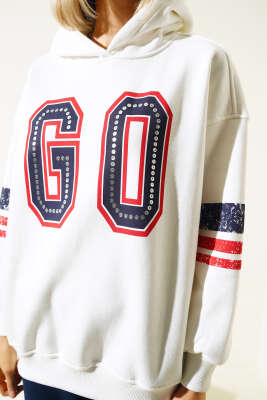 Go Baskılı Üç İplik Sweatshirt Ekru - Kadın Giyim Modelleri