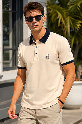 Göğüs Armalı Polo Yaka Erkek T-shirt Bej - Erkek T-shirt