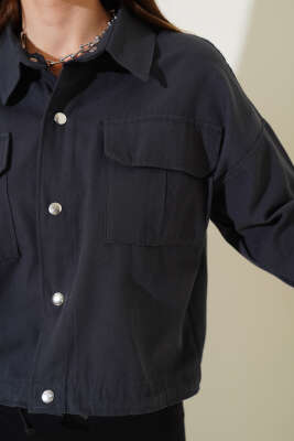 Göğüs Cepli Çıtçıtlı Gabardin Ceket Füme - Kadın Giyim Modelleri