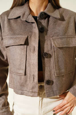 Göğüs Cepli Kısa Kaşe Ceket Vizon - Kadın Giyim Modelleri