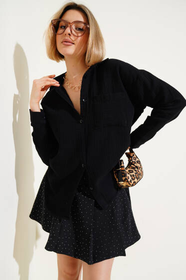 Göğüs Cepli Kısa Müslin Gömlek Siyah - Kadın Giyim Modelleri