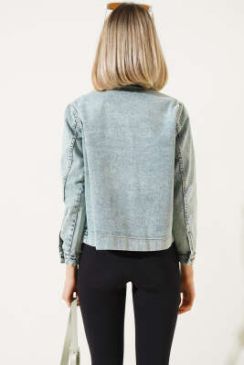 Göğüs Cepli Metal Düğmeli Kısa Kot Ceket Tintli - Kadın Giyim Modelleri