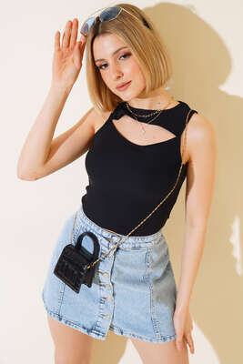 Göğüs Dekolteli Bluz Siyah - Kadın Giyim Modelleri