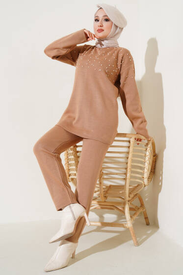 Göğüs İncili Triko İkili Takım Büsküvi - Triko