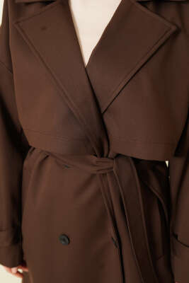 Göğüs Pelerinli Apoletli Uzun Trençkot Kahve - Bayram Kombinleri