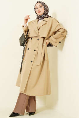 Göğüs Pelerinli Apoletli Uzun Trençkot Karamel - Bayram Kombinleri