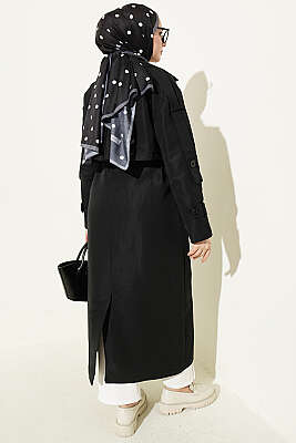 Göğüs Pelerinli Kuşaklı Uzun Trençkot Siyah - Trençkot