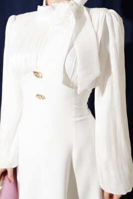 Gold Aksesuarlı Balon Kol Abiye Elbise Beyaz - Elbise