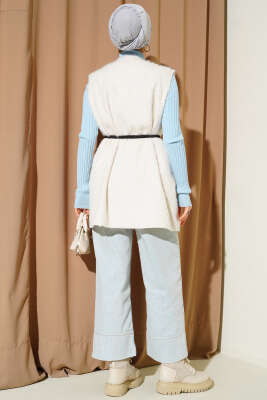 Gold Aksesuarlı Kuşaklı Sakallı Yelek Bej - Yelek