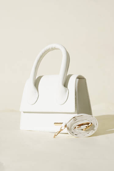 Gold Arma Detaylı Çanta Beyaz - Kol Çantası