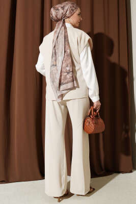 Gold Broşlu Yelekli İkili Takım Bej - İkili Takım