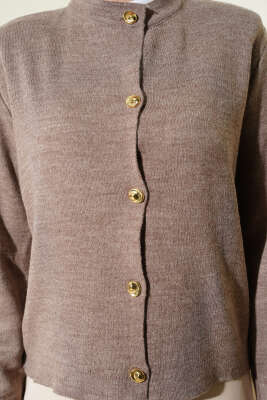 Gold Düğme Detaylı Kısa Triko Hırka Vizon - Hırka