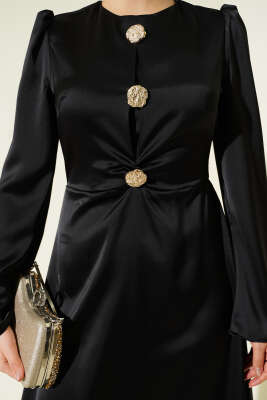 Gold Düğme Detaylı Saten Abiye Siyah - Elbise