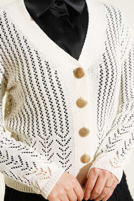 Gold Düğmeli Ajurlu Kısa Triko Hırka Ekru - Hırka