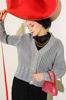 Gold Düğmeli Ajurlu Kısa Triko Hırka Gri 