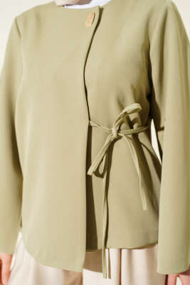 Gold Düğmeli Bağcıklı Kısa Ceket Çağla Yeşili - Ceket