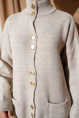 Gold Düğmeli Cepli Triko Hırka Bej - Hırka