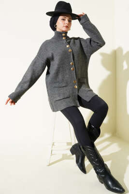 Gold Düğmeli Cepli Triko Hırka Füme 