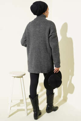 Gold Düğmeli Cepli Triko Hırka Füme - Hırka