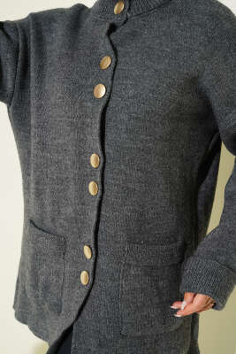 Gold Düğmeli Cepli Triko Hırka Füme - Hırka