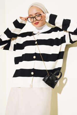 Gold Düğmeli Çizgili Kısa Triko Hırka Bej - Triko Hırka