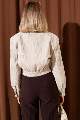 Gold Düğmeli Kabartmalı Kısa Ceket Bej - Kadın Giyim Modelleri