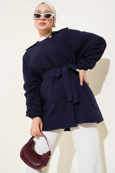 Gold Düğmeli Kolları Büzgülü Ceket Lacivert - Ceket