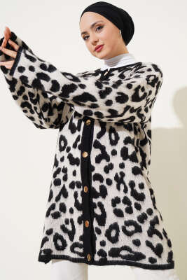 Gold Düğmeli Leopar Desen Triko Hırka Taş - Triko Hırka
