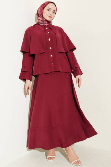 Gold Düğmeli Pelerinli Tensel Etekli Takım Bordo - İkili Takım