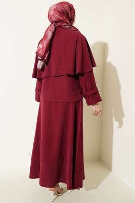 Gold Düğmeli Pelerinli Tensel Etekli Takım Bordo - İkili Takım