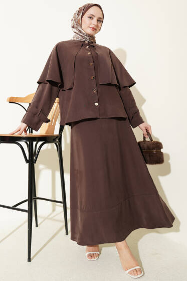 Gold Düğmeli Pelerinli Tensel Etekli Takım Kahve - İkili Takım