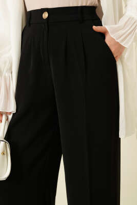 Gold Düğmeli Pileli Palazzo Pantolon Siyah - Pantolon