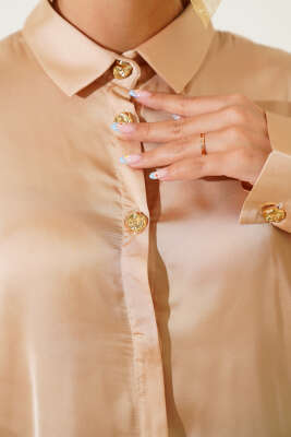 Gold Düğmeli Saten Gömlek Camel - 100-300 TL Ürünler