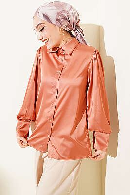 Gold Düğmeli Saten Kısa Gömlek Soğan Kabuğu - Gömlek