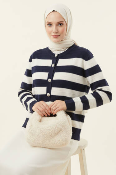 Gold Düğmeli Triko Kısa Hırka Lacivert Ekru - Hırka