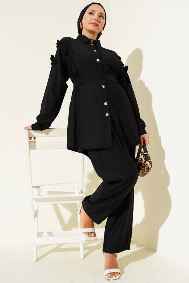 Gold Düğmeli Yaka Fırfırlı İkili Takım Siyah - İkili Takım