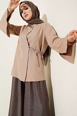 Gold Düğmeli Yan Bağlamalı Kimono Bej - BERAT TEKSTİL