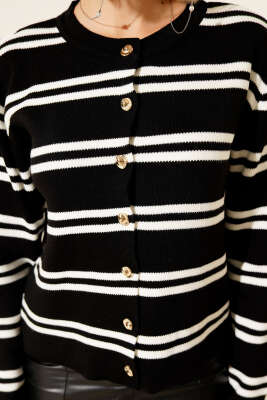 Gold Düğmeli Yan Çizgili Triko Hırka Siyah - Yılın Fırsatı
